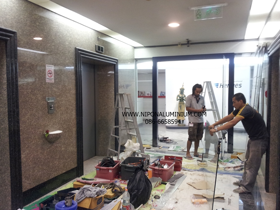 งานติดตั้งประตูกระจกเทมเปอร์