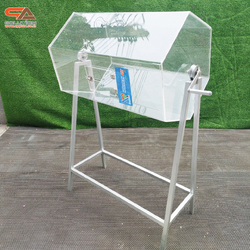 เช่ากล่องอะคริลิคจับรางวัล ตั้งพื้น หมุนได้360 องศา ขนาดกล่อง (W)80 x (D)58 x (H)132.5 cm. ฝาเปิดพร้อมกุญแจล็อค