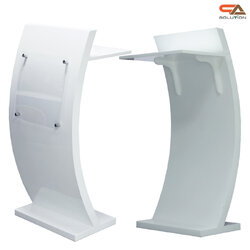 โพเดียมไม้ ทรงโค้ง สีขาว ขนาด (W) 55 x (L) 35 x (H)120 cm..พร้อมตกแต่งอะคริลิคติดหมุดด้านหน้า สำหรับติดโลโก้