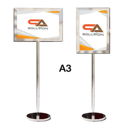 โปสเตอร์สแตนด์ 2 หน้า A3 ฐานกลม เสาเดี่ยว สแตนเลส 304 สอดงานพิมพ์ด้านบน โชว์งานพิมพ์ 2 ด้าน พร้อมอะคริลิค2แผ่นประกบ