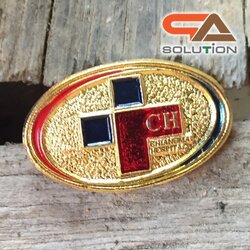 เข็มกลัดกัดกรด