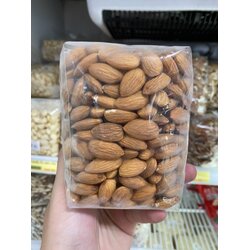 อัลมอนด์ (เม็ด) 500 g.