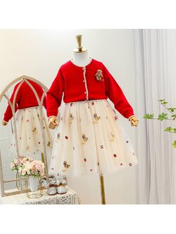 เซตคาร์ดิแกนสีแดงปักหมี Teddy Bear พร้อมเดรสสายเดี่ยวผ้าโปร่งปักลายเข้าธีม