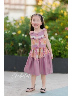 เดรสแขนกุดผ้าไทย แบรนด์ Chabafah สีม่วงตุ่น