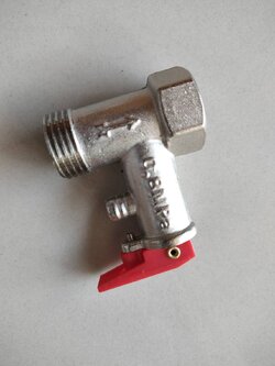 เซฟตี้วาล์วระบายแรงดัน 8 บาร์ 4 หุน 1/2" (B)