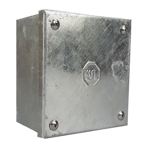 พลูบ๊อกซ์ เหล็ก