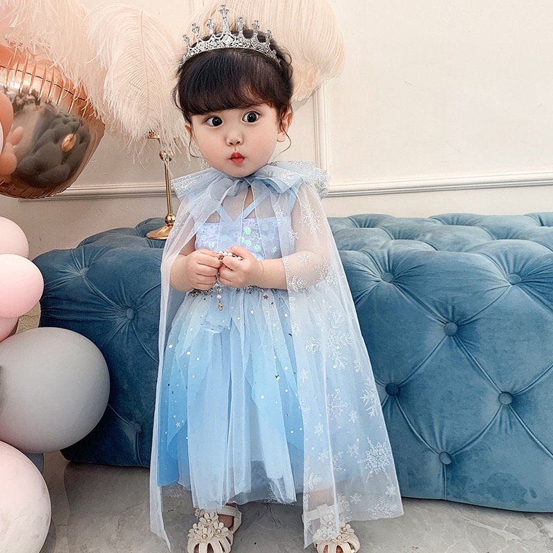 เซตชุดเจ้าหญิงเอลซ่า พร้อมผ้าคลุม เดรสแขนกุดสีฟ้าครามประดับเลื่อมช่วงอกกระโปรงย้อมไล่โทน