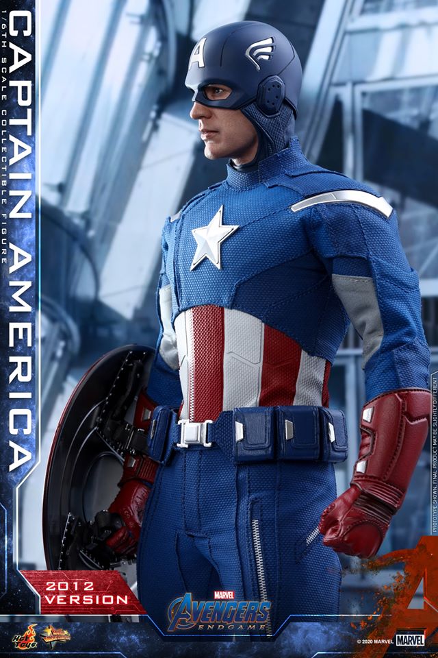 Hot Toys MMS563 Avengers: Endgame - Captain America (2012 Version)