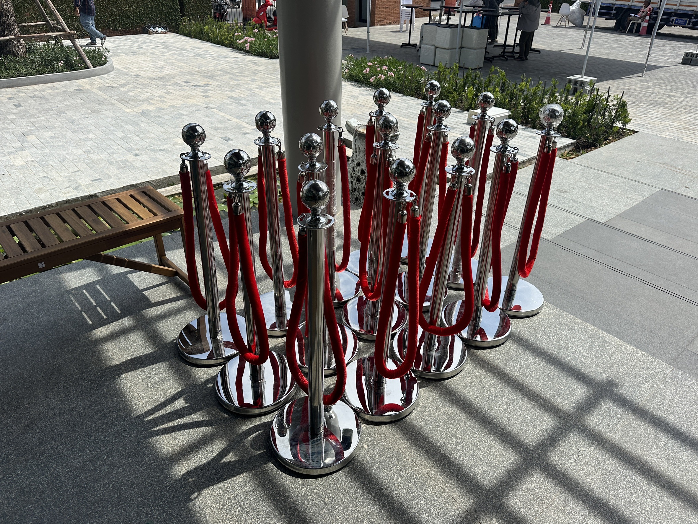 เสากั้นทางเดิน / เสากั้นบริเขต