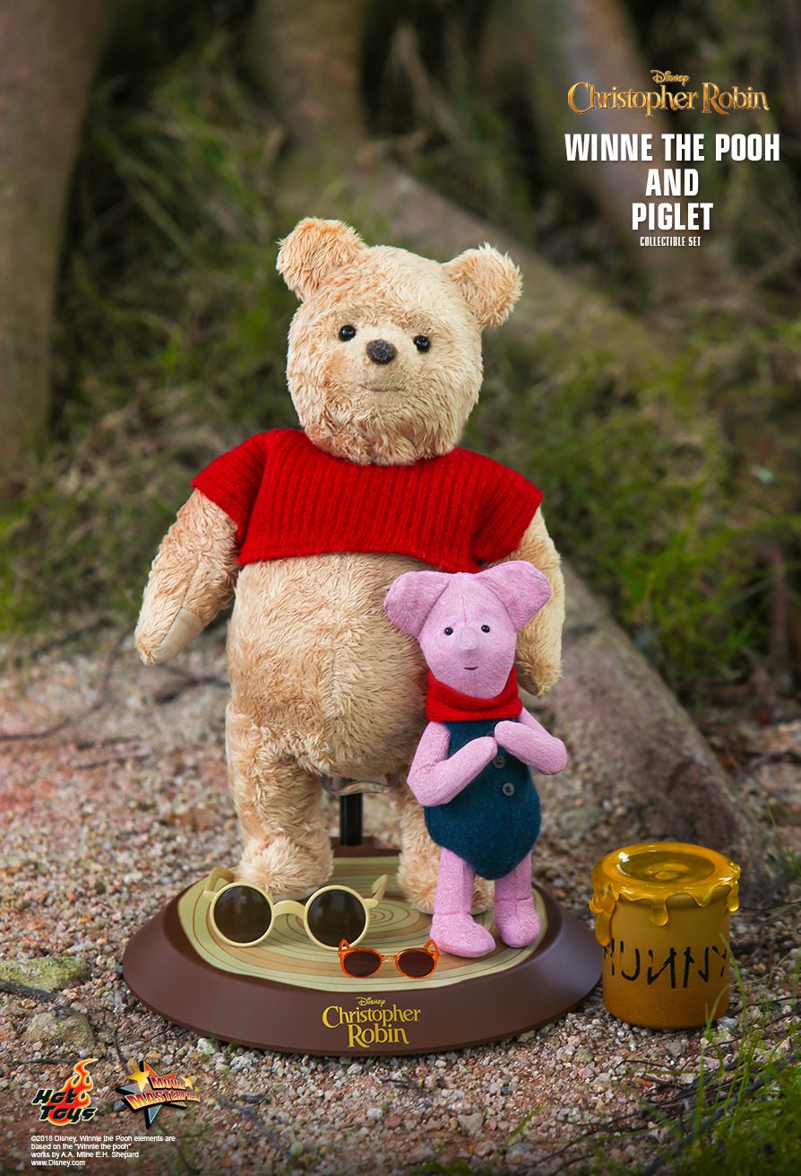Hot Toys MMS503 CHRISTOPHER ROBIN - WINNIE THE POOH AND PIGLET