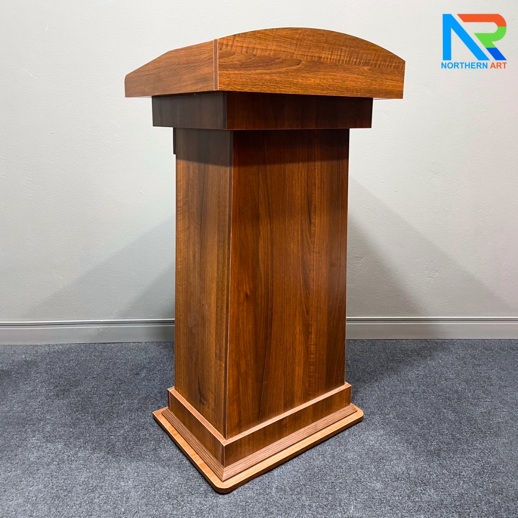 โพเดียมไม้ ลายไม้สีสัก ขนาด (W)60 x (D)50 x (H)110 cm. พร้อมชั้นวางของ