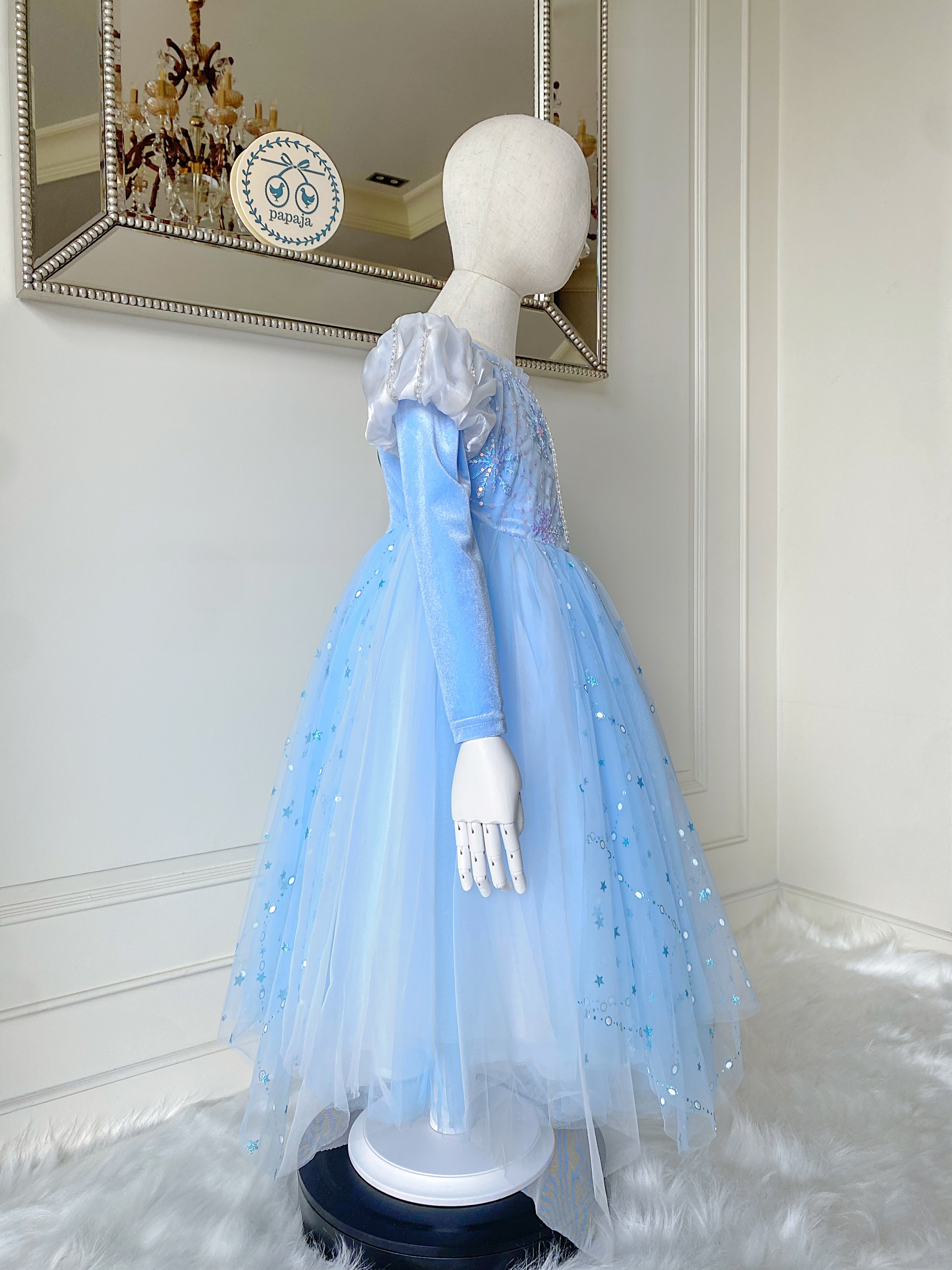 ชุดเจ้าหญิงซินเดอเรลล่า รุ่นคลาสสิค อกปักเลื่อม แขนตุ๊กตา