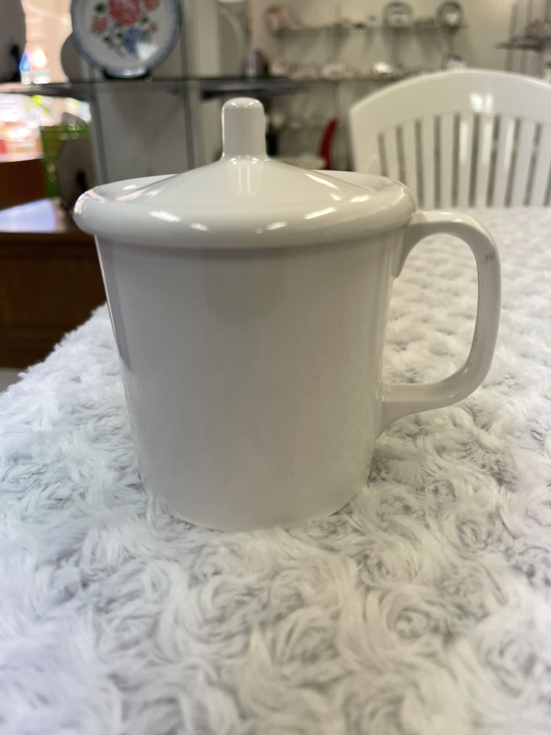 P11766 ถ้วยน้ำดื่ม มีหู 3.5 นิ้ว พร้อมฝา สีพื้น เมลามีนแท้ Flowerware เครือซูปเปอร์แวร์ No.C852-3.5 ราคาส่งต่อ 1 โหล: 12ชุด :เฉลี่ย 70 บต่อชุด