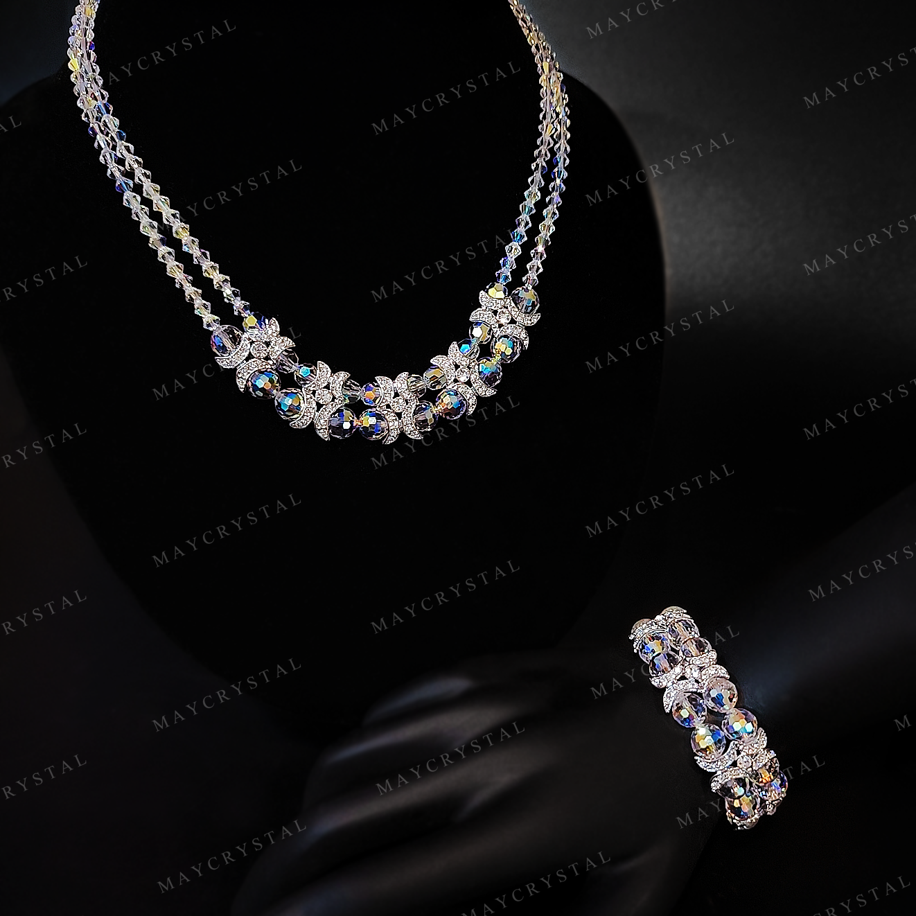 สร้อยคอและสร้อยข้อมือ คริสตัลจากยุโรป (Embellished with Crystals from Austria) จัดส่งพร้อมแพคเกจและ tag สินค้า