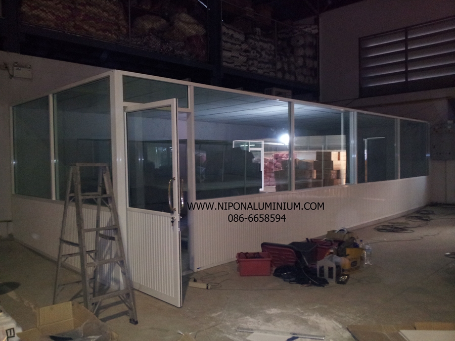 ห้องออฟฟิศติดตั้งงานเสร็จแล้ว