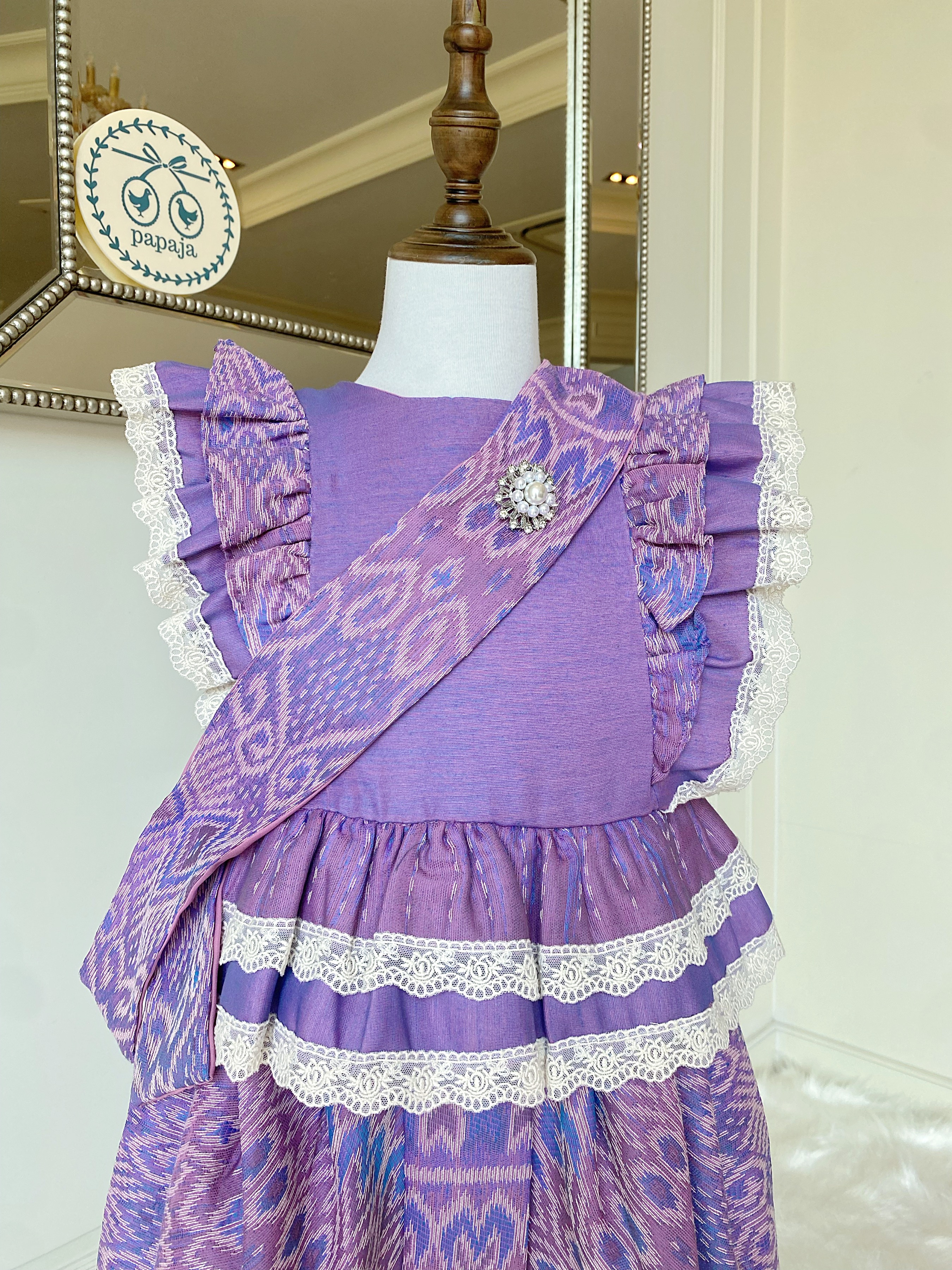 (เซต 4 ชิ้น) ชุดไทยแบรนด์ Chabafah รุ่น ศิรินภา สีม่วง