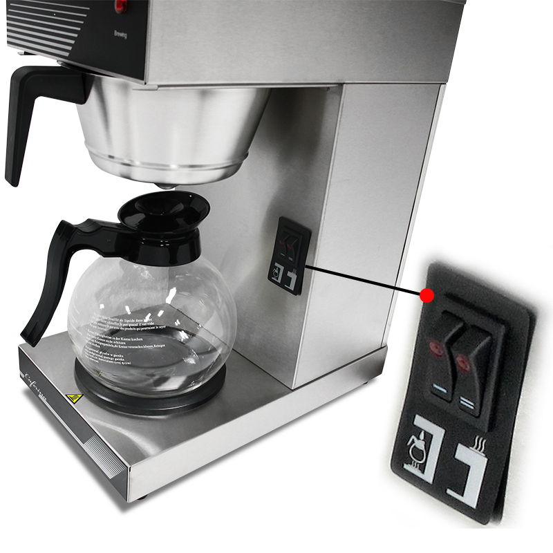 เครื่องต้มกาแฟ และมีเตาอุ่น 2 เตา สำหรับอุ่นกาแฟ