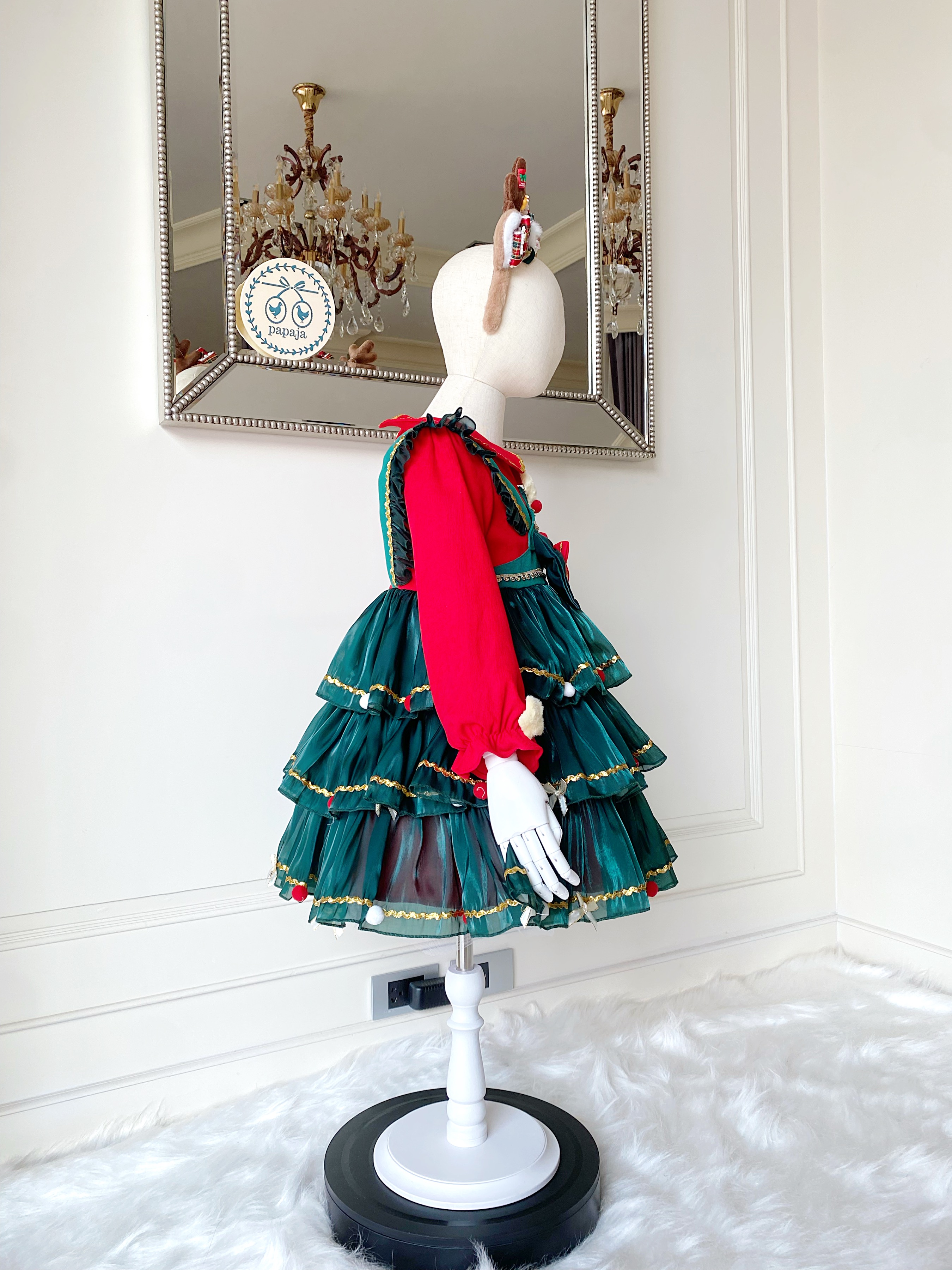 (เซต 2 ชิ้น) เดรสวันพีชคริสต์มาสงานพรีเมี่ยม ธีมต้น X'mas สีเขียวแดง (ชุด+ที่คาดผม) ที่คาดผมสวยอลังมีไฟ งานดีมากๆ Christmas