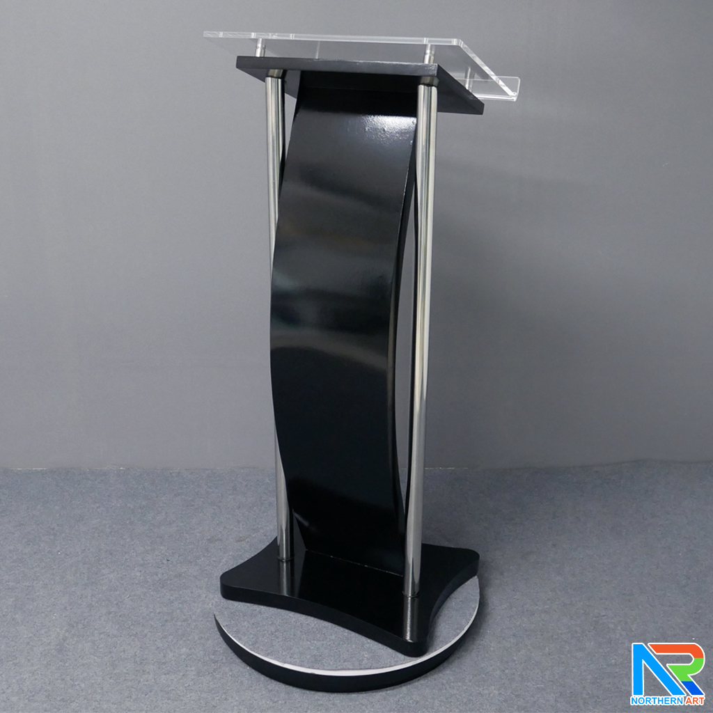 โพเดียมไม้ สีดำ ขนาด (W) 50 x (L) 40 x (H) 120 cm. พร้อมเสาสแตนเลสคู่ TOP เอียง อะคริลิคใส ติดหมุด