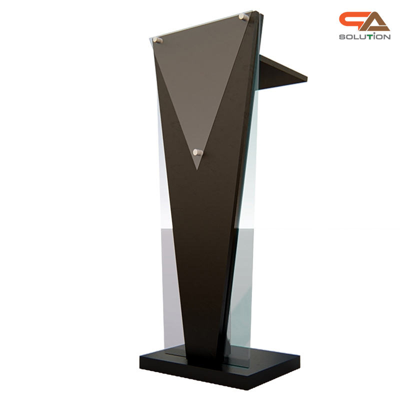 โพเดียมไม้สีดำ ทรงสามเหลี่ยม ขนาด (W) 45 x (L) 35 x (H) 120 cm. ด้านข้างอะคริลิคใส หนา 8 มม. ด้านหน้าอะคริลิคใส ติดหมุด สำหรับติดโลโก้