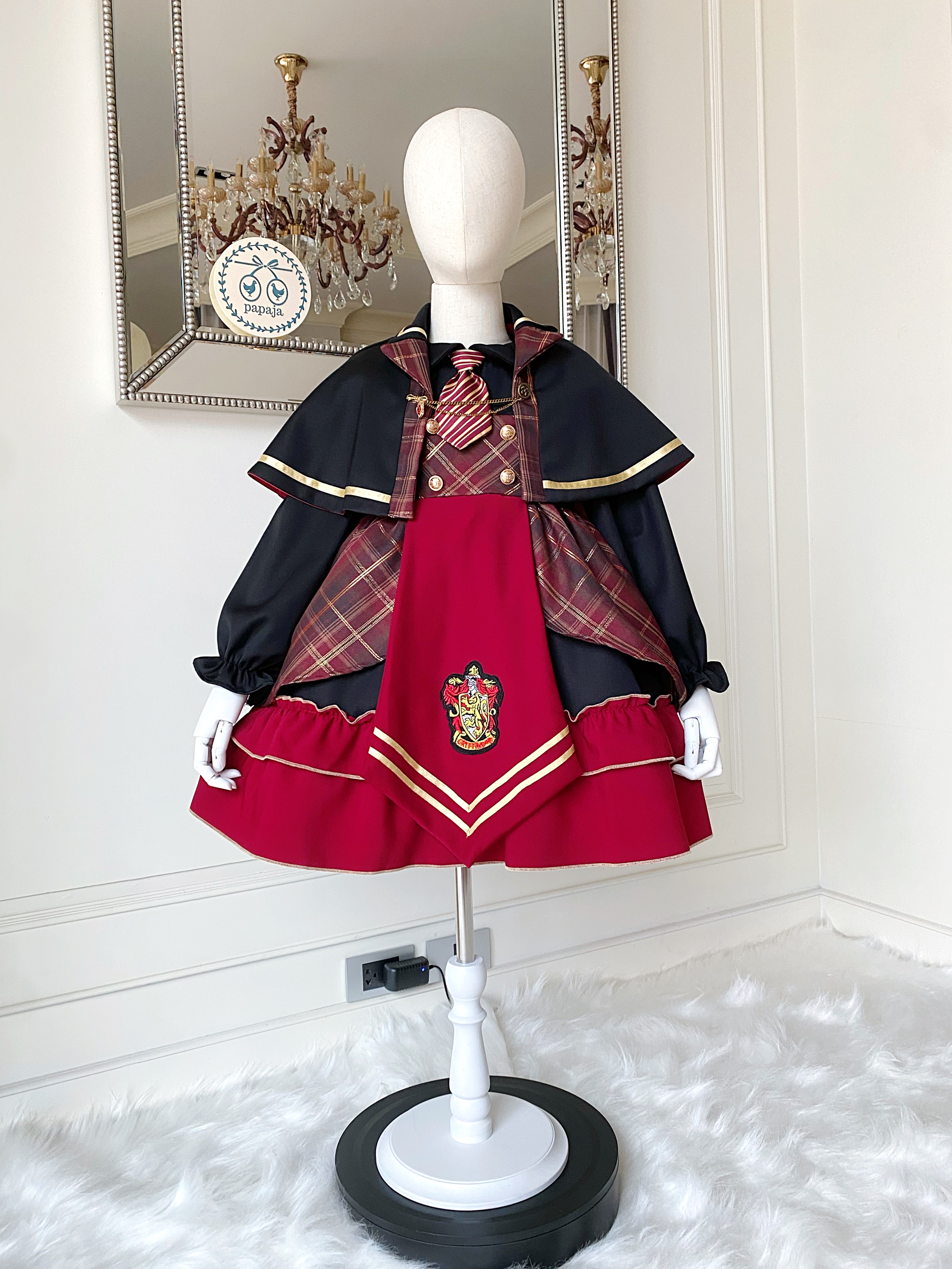 (เซต 3 ชิ้น) ชุดคอสเพลย์งานไฮพรีเมี่ยม แฮรี่พอตเตอร์ Harry Potter ครบเซต (ชุดเดรส+เสื้อคลุม+เครื่องประดับสีทอง)