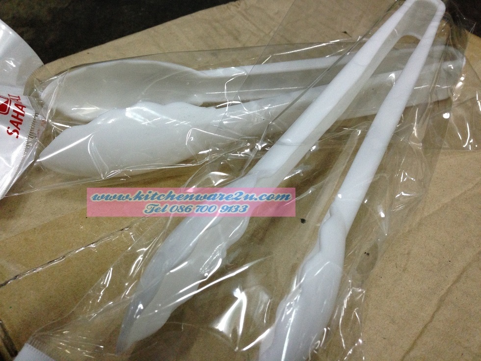 P00891 ที่คีบของ พลาสติก สีขาว เกรดเอ (6*22 cm) (ราคาส่งต่อ 12 อัน)