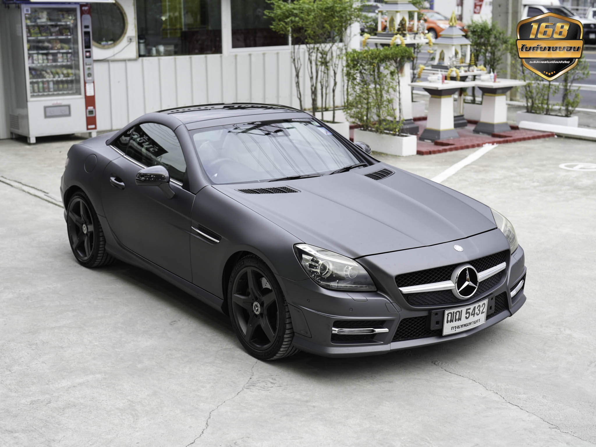Mercedes-Benz SLK200 Kompressor (R172) จดปี 2015 ดาวห์เริ่มต้นที่ 49,000 บ.