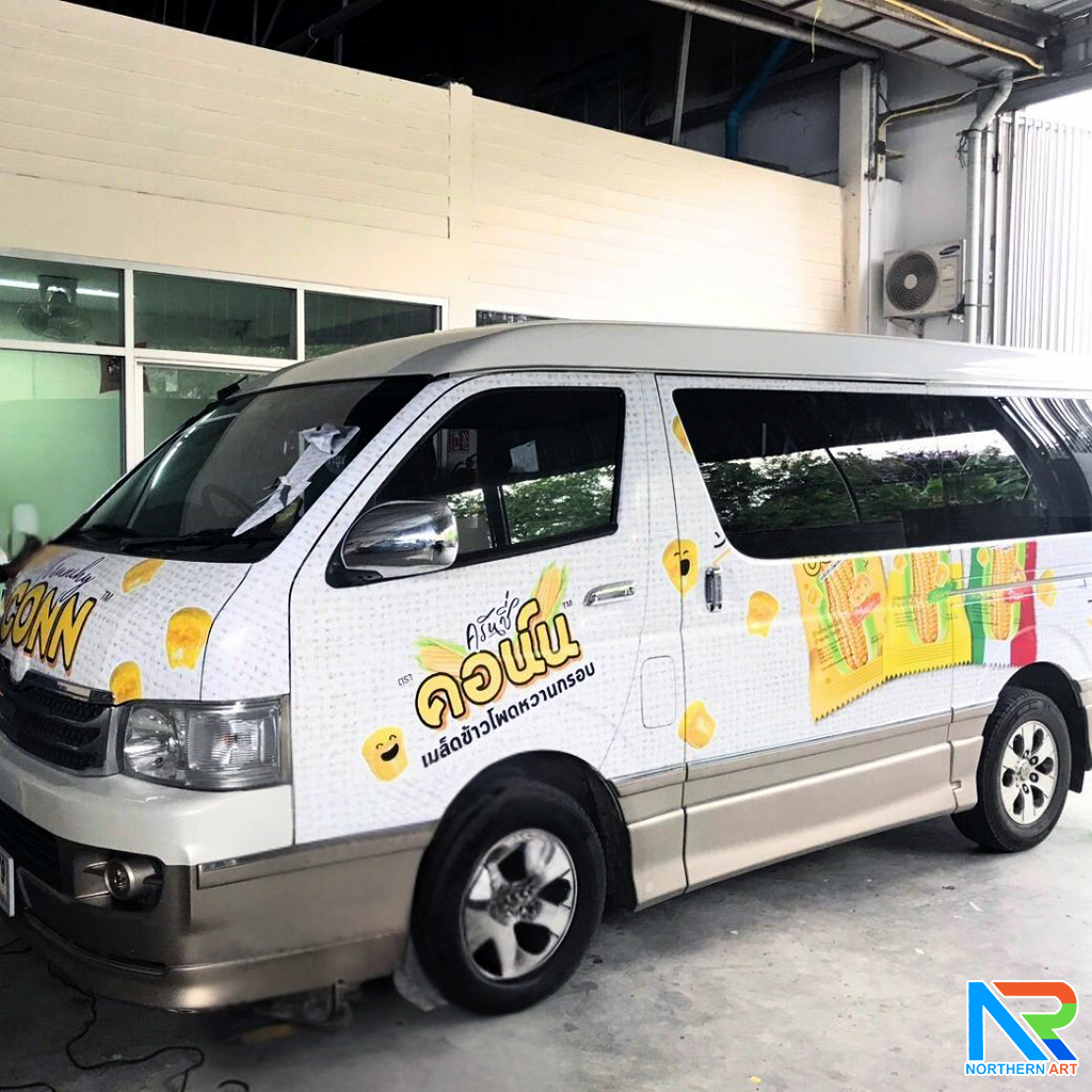 สติ๊กเกอร์ติดรถตู้ ไม่ทิ้งคราบกาว สั่งผลิตและติดตั้งตามแบบที่ต้องการ ติดได้ กรุงเทพ และ เชียงใหม่