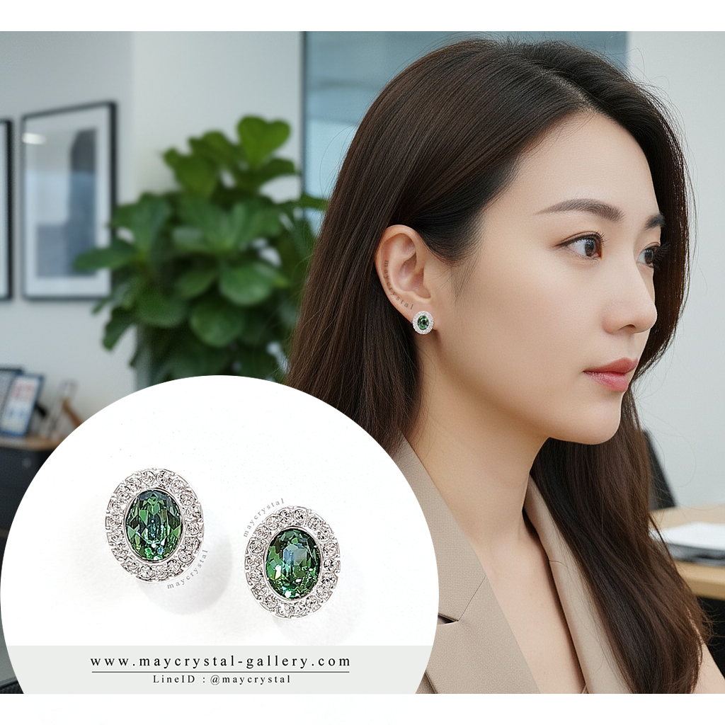 ต่างหูคริสตัลจากยุโรป (Embellished with Crystals from Austria)