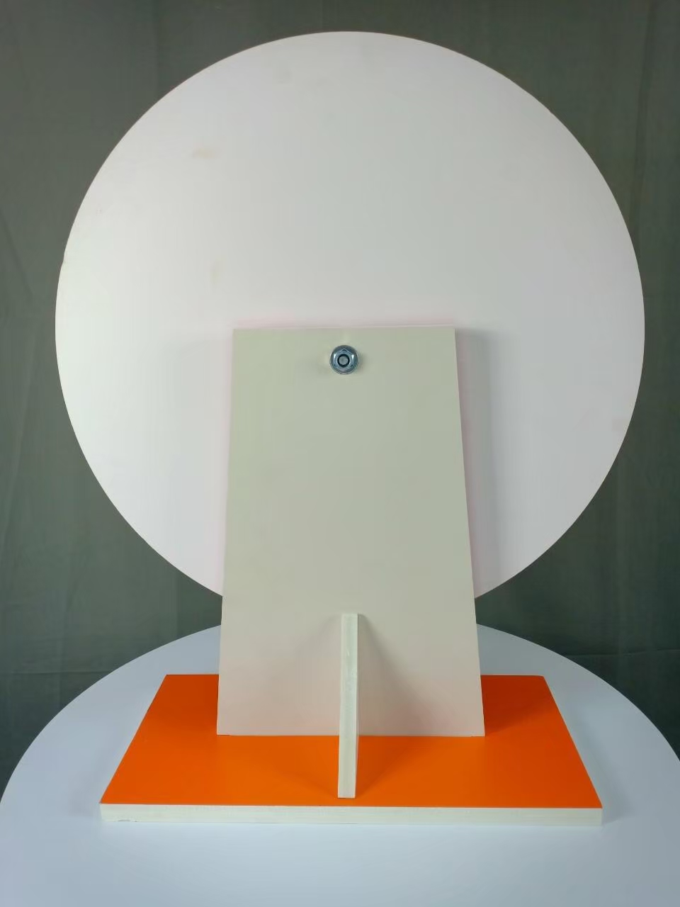 เกมส์วงล้อตั้งโต๊ะ ขนาดวงล้อ 50 ซม. สูง 61.5 ซม. วัสดุพลาสวูดสีขาว หนา 8-15 มม. ถอดประกอบได้