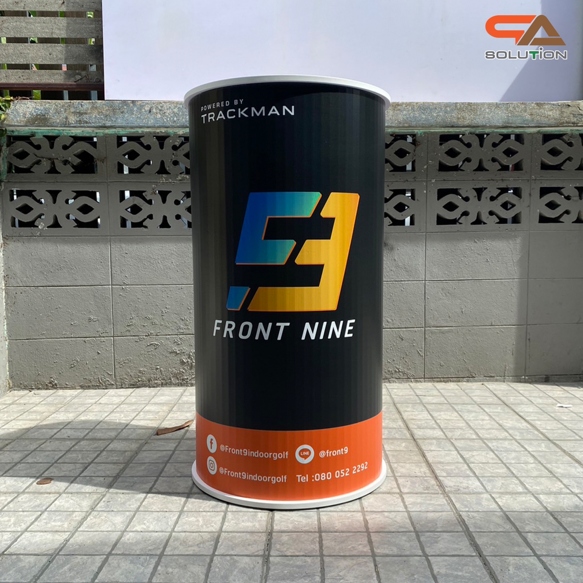 เคาน์เตอร์ออกบูธ ทรงกลม TOPไม้สีขาว (W)50 x (H)94.5 cm. ถอดประกอบได้ เคลื่อนย้ายสะดวก พร้อมกระเป๋าสีดำ 1 ใบ