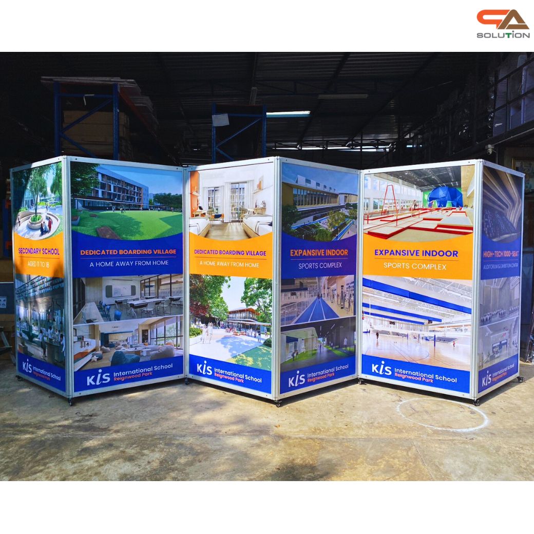 เช่าบอร์ดนิทรรศการ แบบตั้งเนื่องตั้งแต่ 3 บานขึ้นไป พร้อมล้อ ขนาด 100x200 ซม. พับเก็บได้ เคลื่อนย้ายสะดวก พร้อมบริการติดตั้งและรื้อถอน