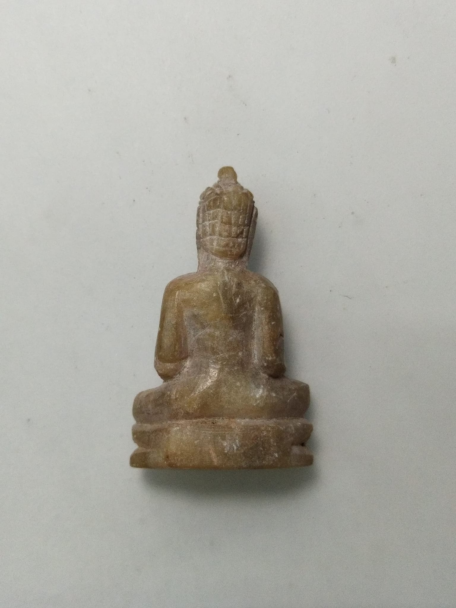 F396 พระพุทธหินแกะ ครูบาบุญชุ่ม วัดพระธาตุดอนเรือง จ.เชียงราย ปี2535