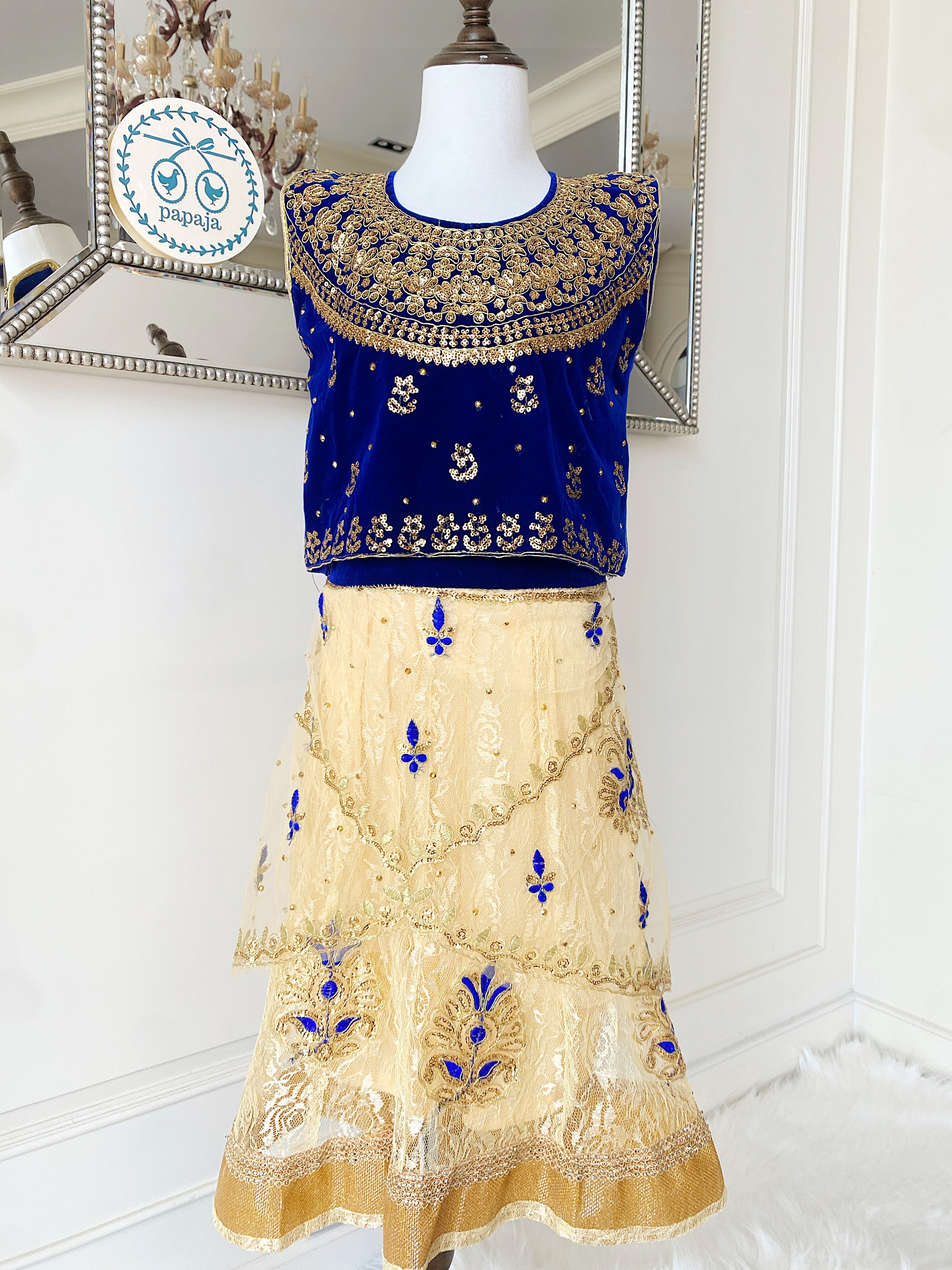 ชุดแขกหรูหรา ชุดสาวน้อยอินเดีย สีน้ำเงิน งานสวยมาก Made in India แท้