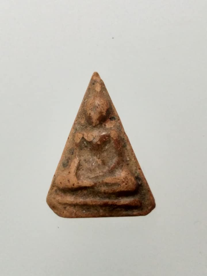 F303 พระนางกำแพง