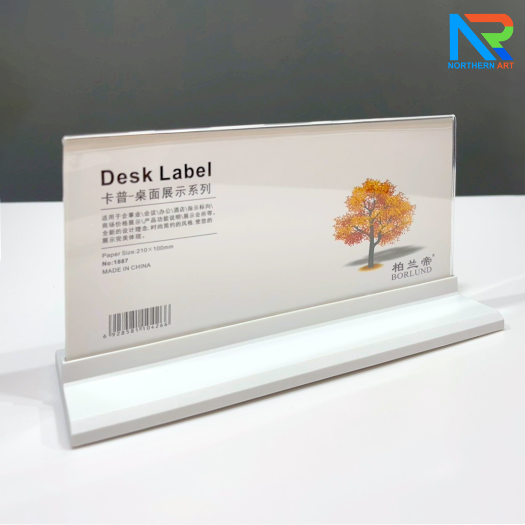 ป้ายชื่อตั้งโต๊ะ สีขาว ขนาด (W)21 x (D)7 x(H)11.5 โชว์งานพิมพ์ได้ 2 หน้า ถอดประกอบได้