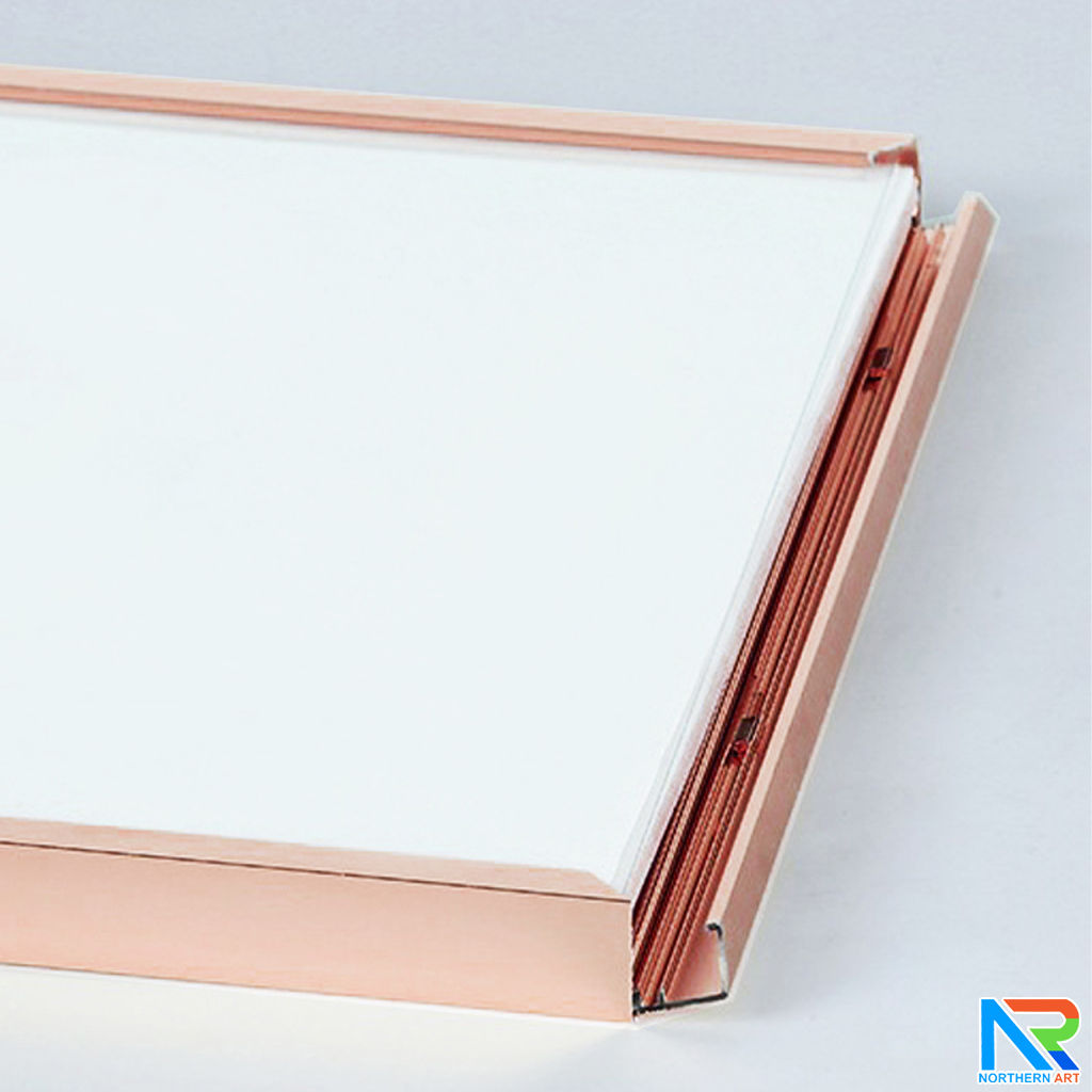 กรอบภาพ รุ่น B สีโรสโกลด์ เปิดเฟรมด้านบนเพื่อสอดงานพิมพ์ น้ำหนักเบา ติดตั้งง่าย ไม่ต้องเจาะผนัง