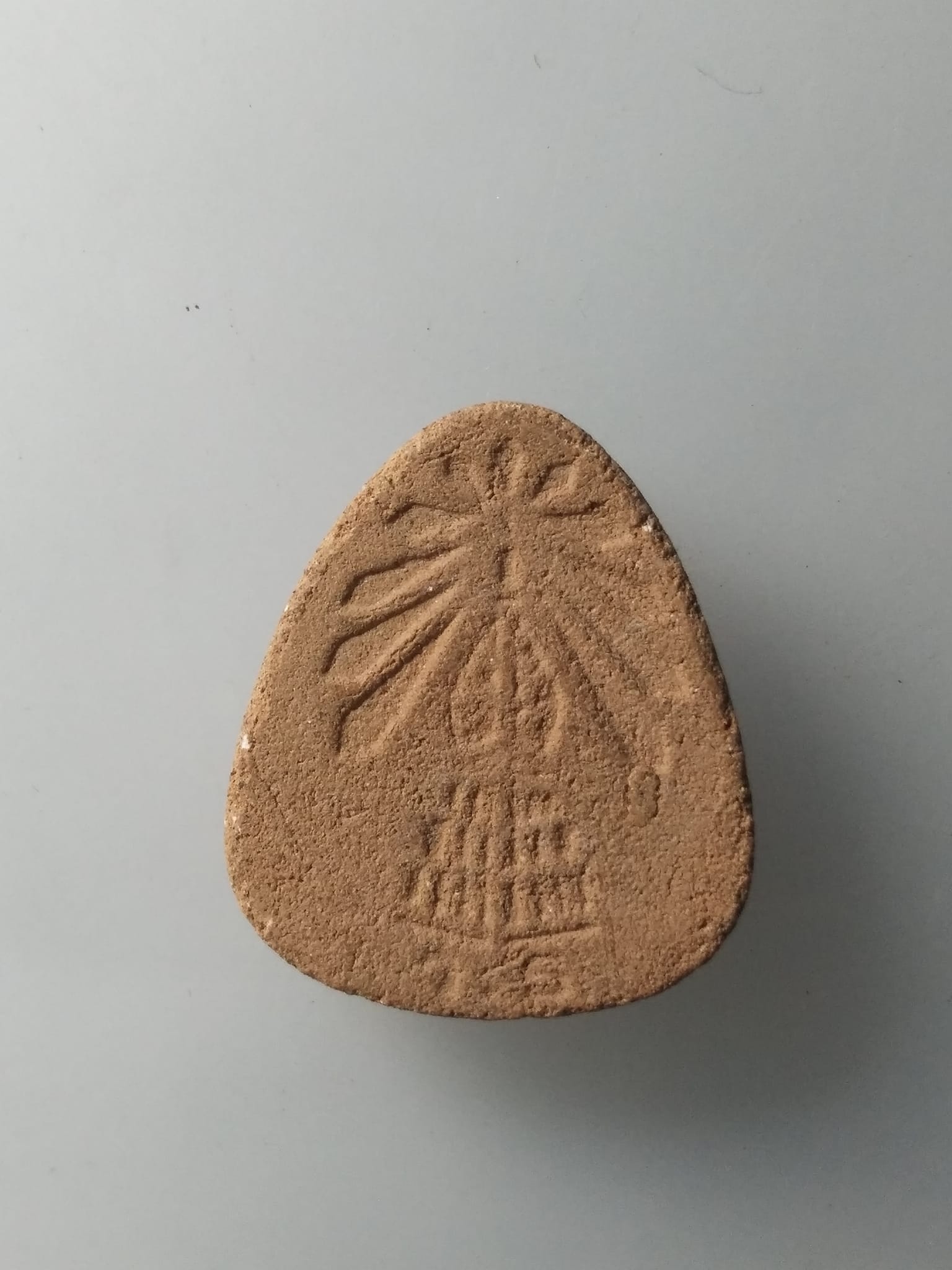 H255 พระปิดตาวัดพระธาตุพนม รุ่น๑ เนื้อผงผสมว่าน วัดพระธาตุพนม จ.นครพนม ปี2518 พิธีใหญ่ อาจารย์ฝั้นร่วมปลุกเสก