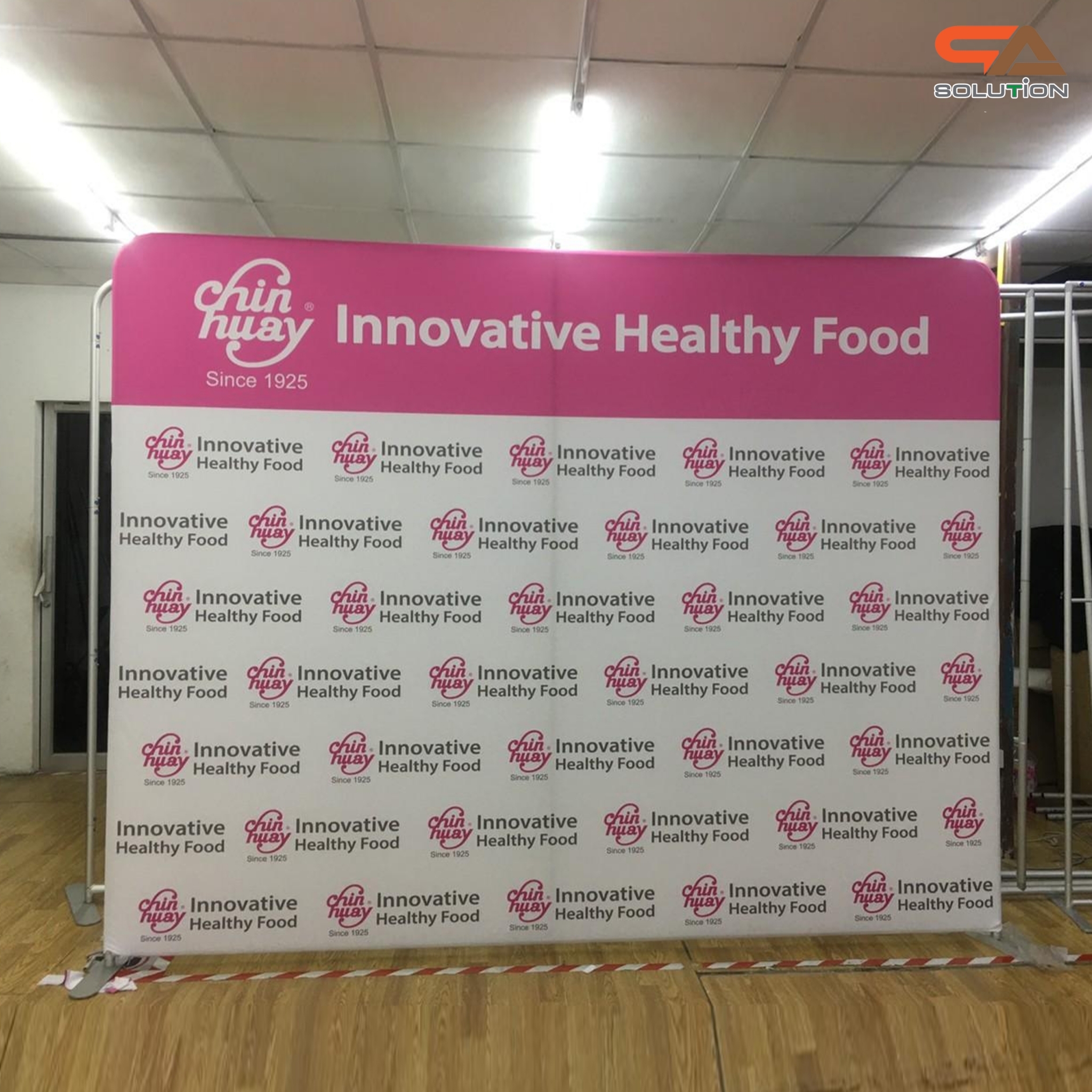 CLEARANCE SALE! แบคดรอปผ้า Fabric Backdrop รุ่นตรง ขนาด (W)244 x (H)226 cm. โครงอะลูมิเนียมถอดประกอบได้ แถมกระเป๋า ฟรี!