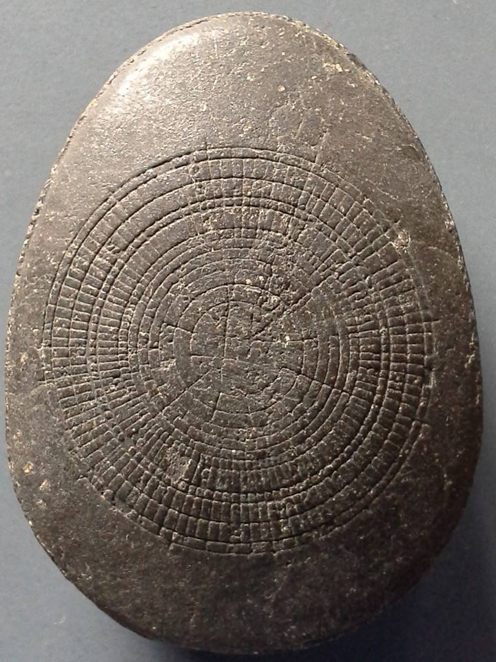 A196 พระปิดตาเนื้อผงใบลาน ไม่ทราบที่