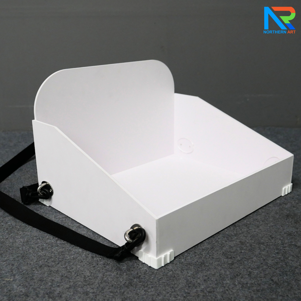 SAMPLING MOBILE TRAY ถาดแจกเคลื่อนที่ ขนาด (W)35 x (D)25 x (H)20 cm. วัสดุโครงพลาสวูดพร้อมสายคล้อง