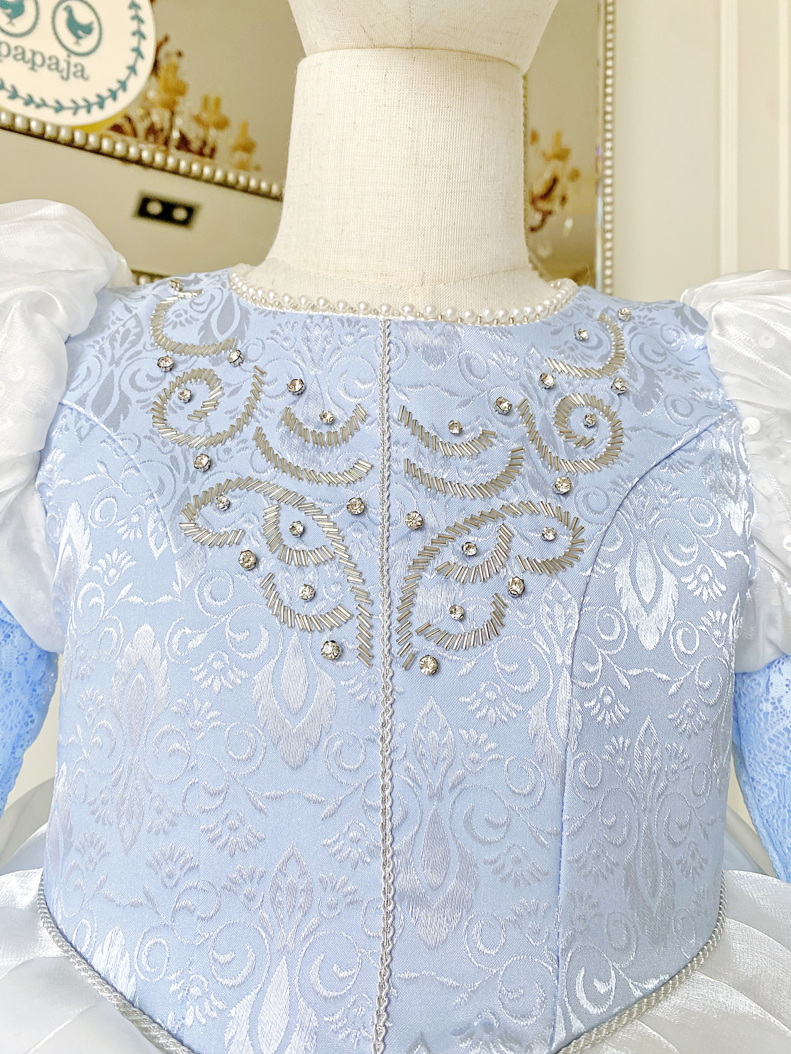 ชุดเจ้าหญิงซินเดอเรลล่าทรงคลาสสิค งาน Super Premium หรูหราอลังการที่สุด