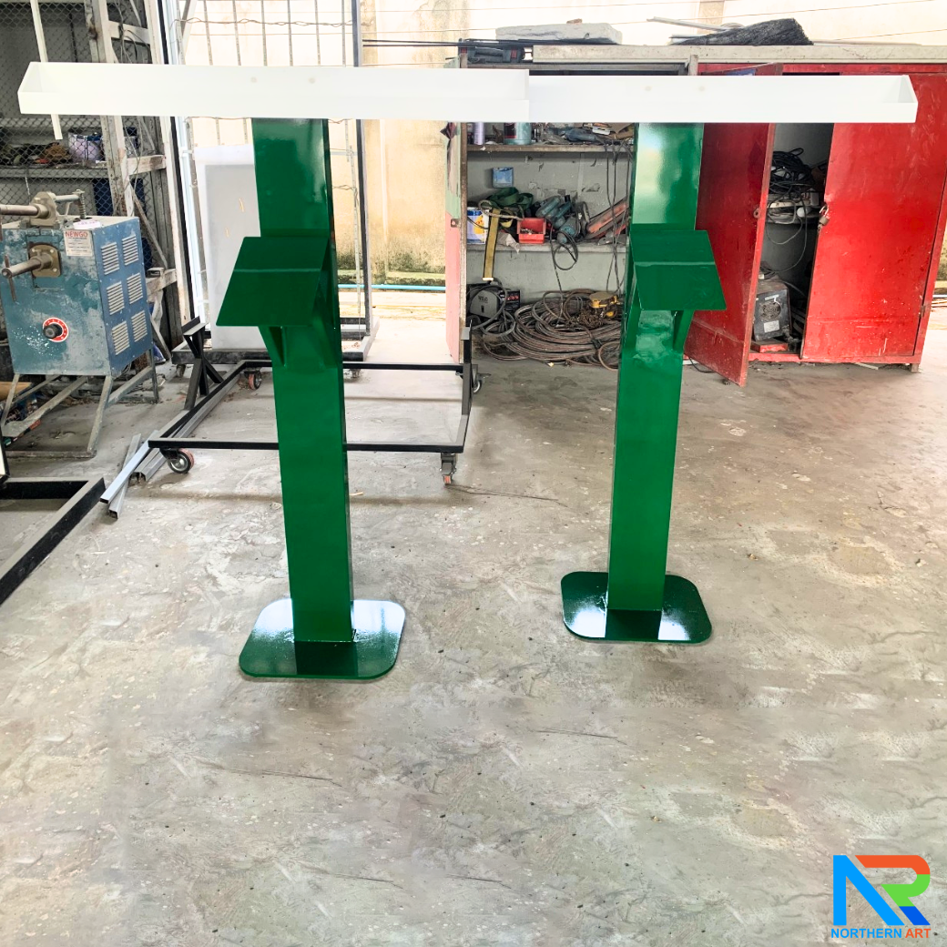 เกมส์ครอสเวิร์ด Crossword Game ขนาด (W)200 x (H)207 cm. พร้อมแผ่นตัวอักษร ช่องเก็บตัวอักษร และ แท่นวางตัวอักษร