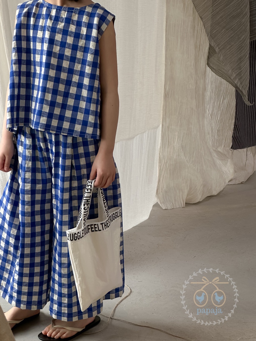 เซตเสื้อแขนกุด+กางเกงขายาวลายสก็อตสีน้ำเงิน