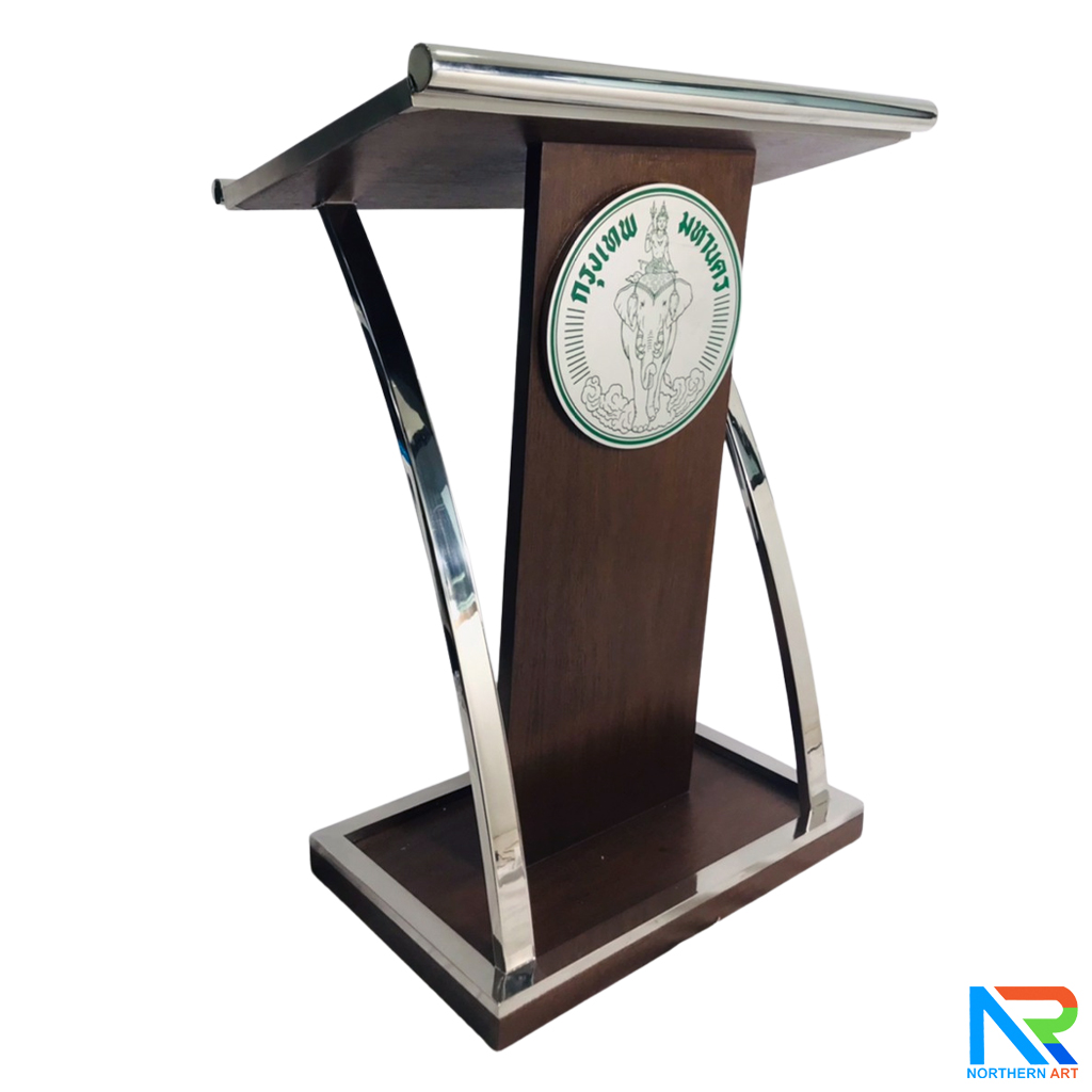 โพเดียมไม้ยืนคู่ Top หุ้มสแตนเลส สีโอ๊คน้ำตาล ขนาด (W) 90x (L) 59 x (H) 120 cm. พร้อมตกแต่งเสาโค้งสแตนเลสเกรด304