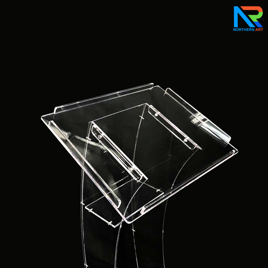 โพเดียม อะคริลิคใส ขนาด(W)60 x (L)45 x (H)108 cm. TOP เอียงพร้อมกันตก 4 ด้าน วัสดุอะคริลิคใส หนา 10 มม.