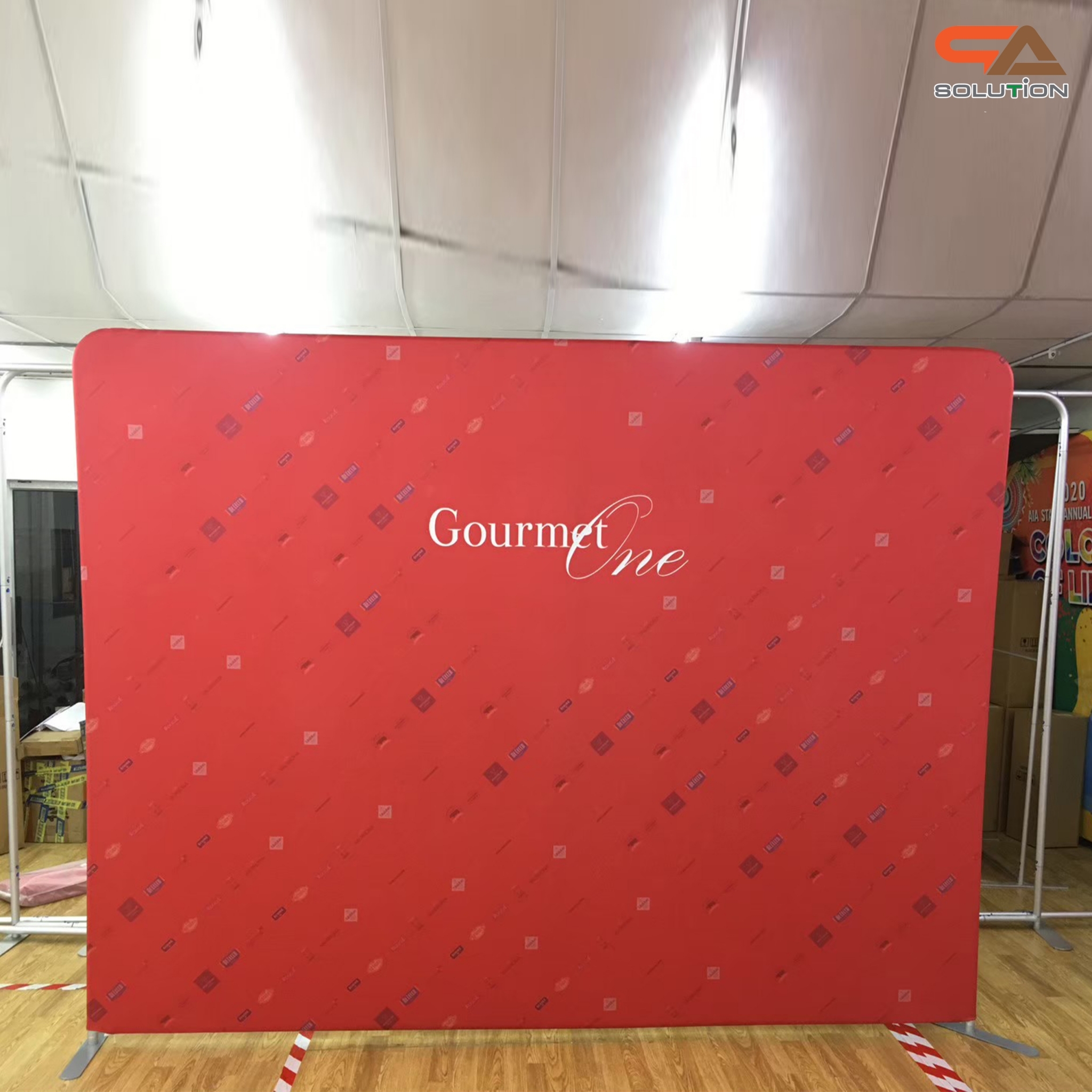 CLEARANCE SALE! แบคดรอปผ้า Fabric Backdrop รุ่นตรง ขนาด (W)244 x (H)226 cm. โครงอะลูมิเนียมถอดประกอบได้ แถมกระเป๋า ฟรี!