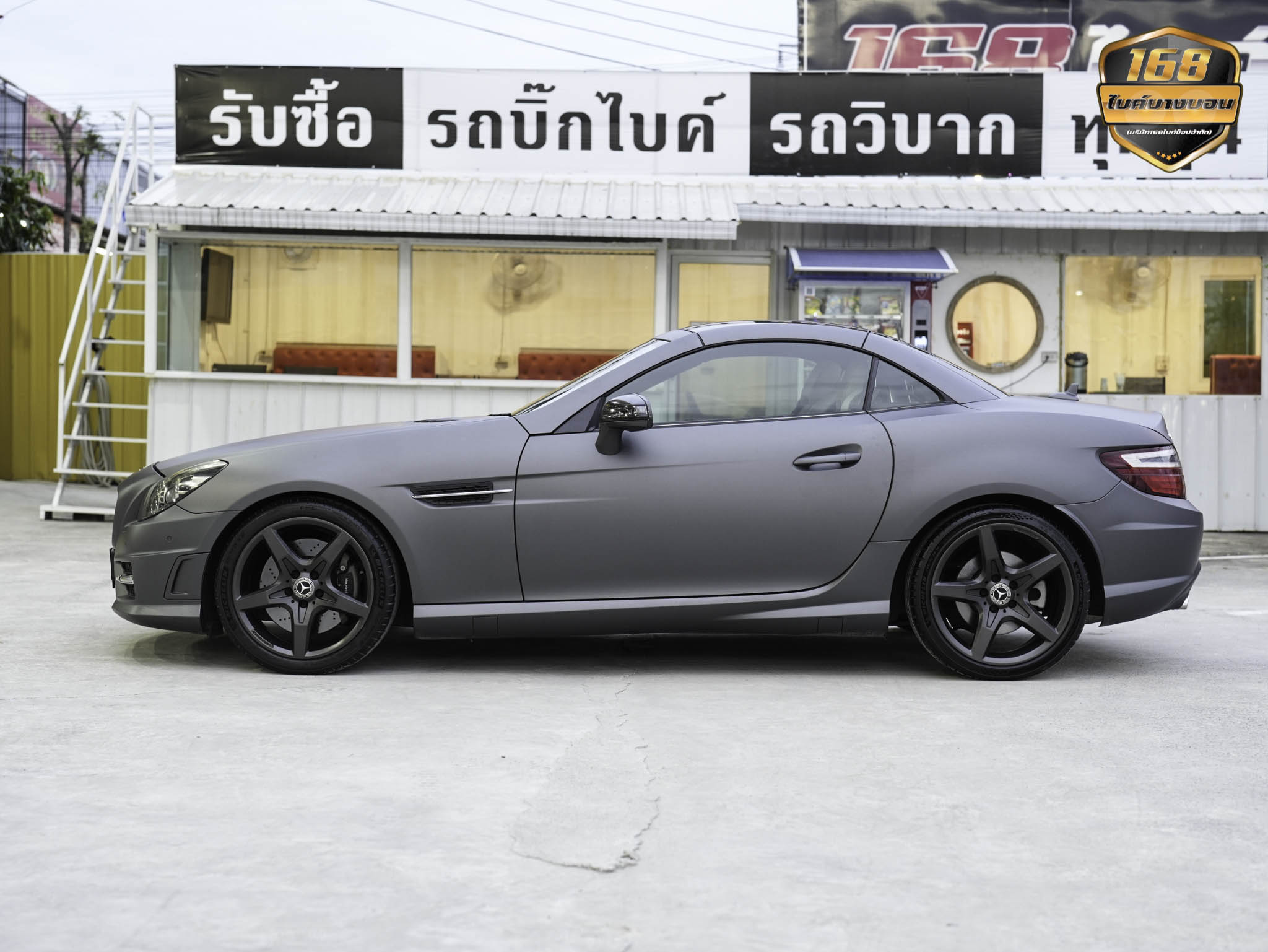 Mercedes-Benz SLK200 Kompressor (R172) จดปี 2015 ดาวห์เริ่มต้นที่ 49,000 บ.