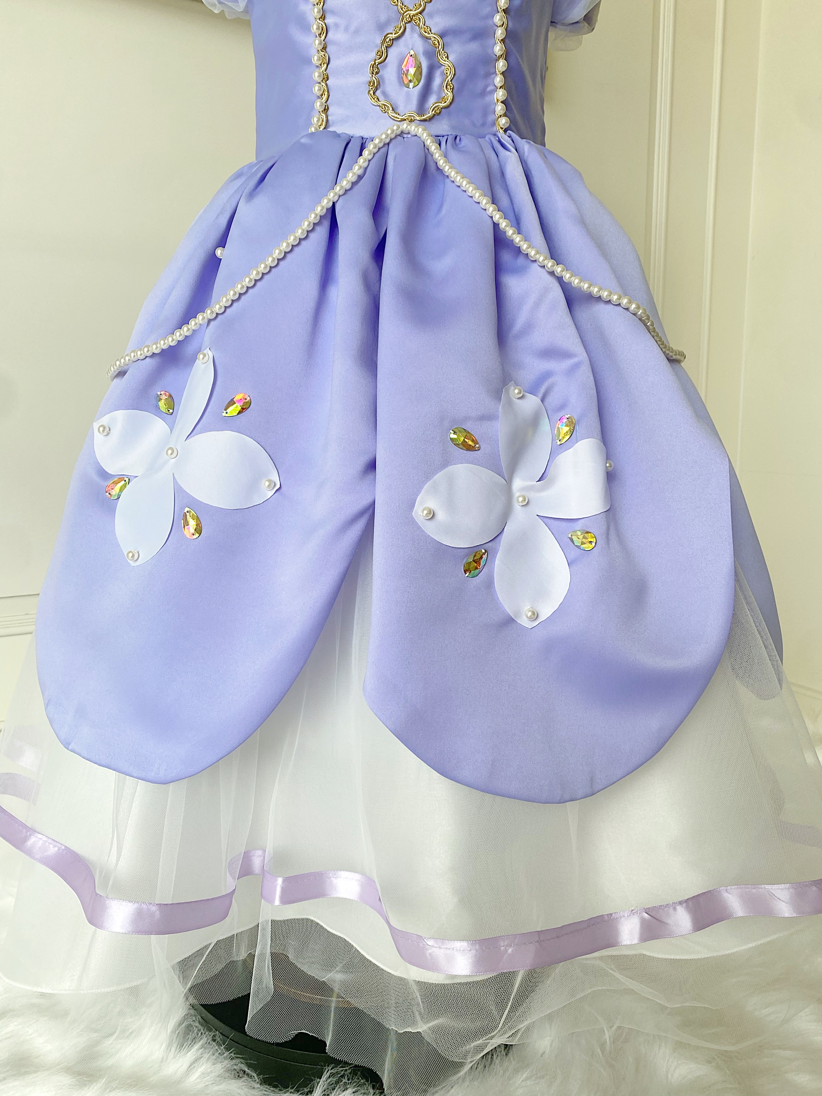 ชุดเจ้าหญิงโซเฟีย ประดับไข่มุก