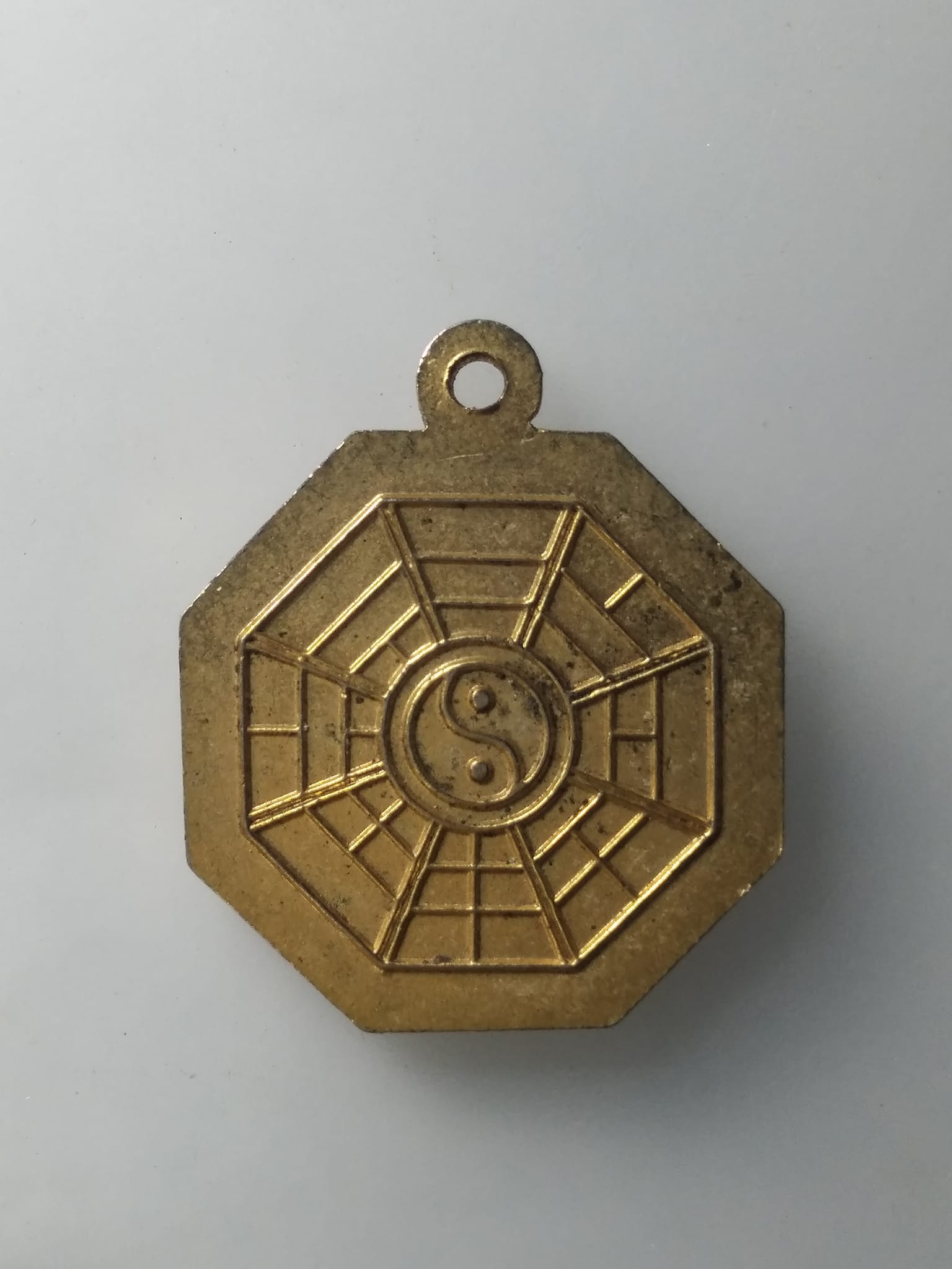 H222 เหรียญแปดเหลี่ยม เจ้าแม่ลิ้มกอเหนี่ยว จ.ปัตตานี